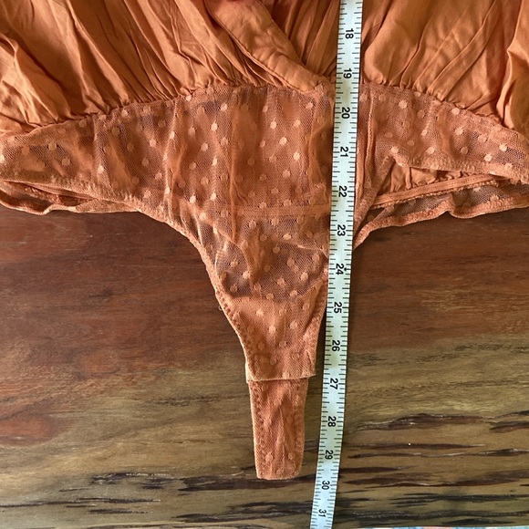 Free People Call Me Later bodysuit ruffle sleeves deep v copper flouncy medium - Picture 15 of 16